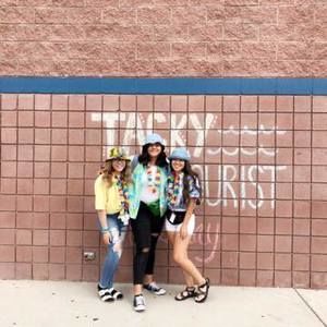 Meet your Posher, Ashlin